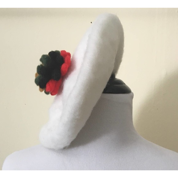 Vintage Beret White Felt With Pom Pom hat Ooh La La! - Picture 10 of 12